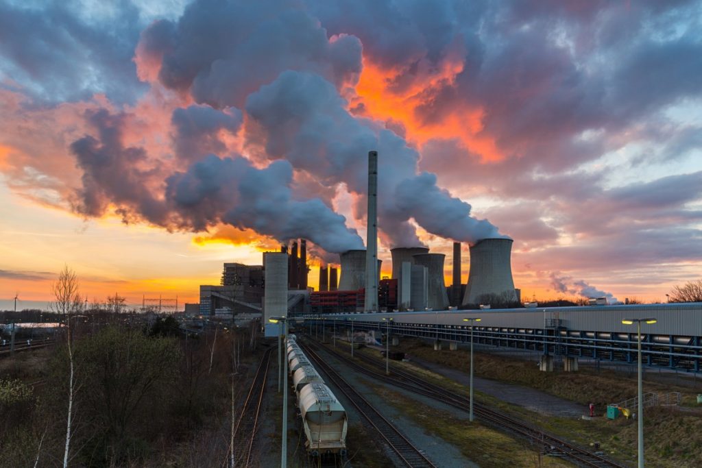 Phát thải CO2 giảm kỷ lục trong năm 2020 kinhtetrithuc.vn