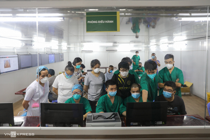 Cấp tốc đào tạo y bác sĩ cấp cứu, hồi sức tích cực - kinhtetrithuc.vn